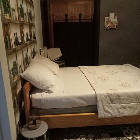 Le Repaire Des Ecureuils Bed and Breakfast Bourg-Argental Buitenkant foto